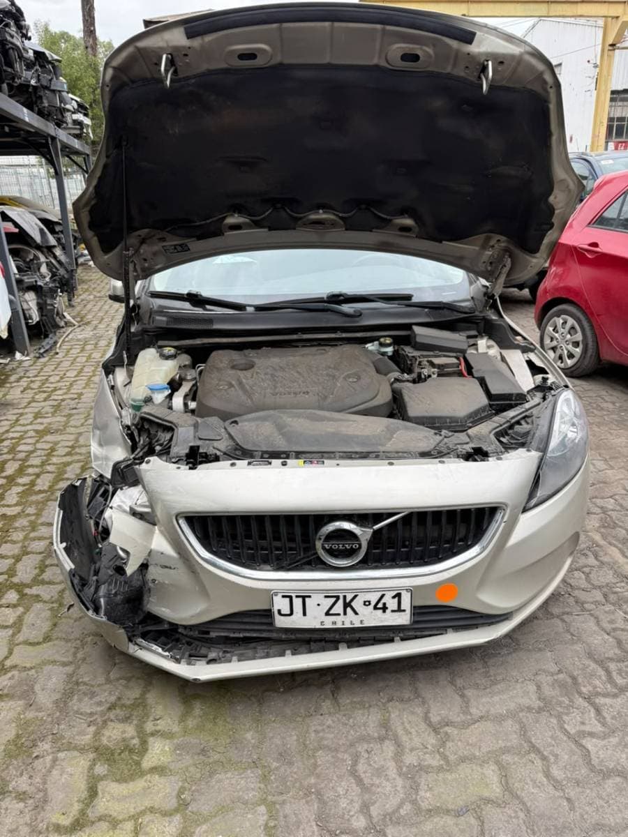 VOLVO V40 D2 2.0 2017