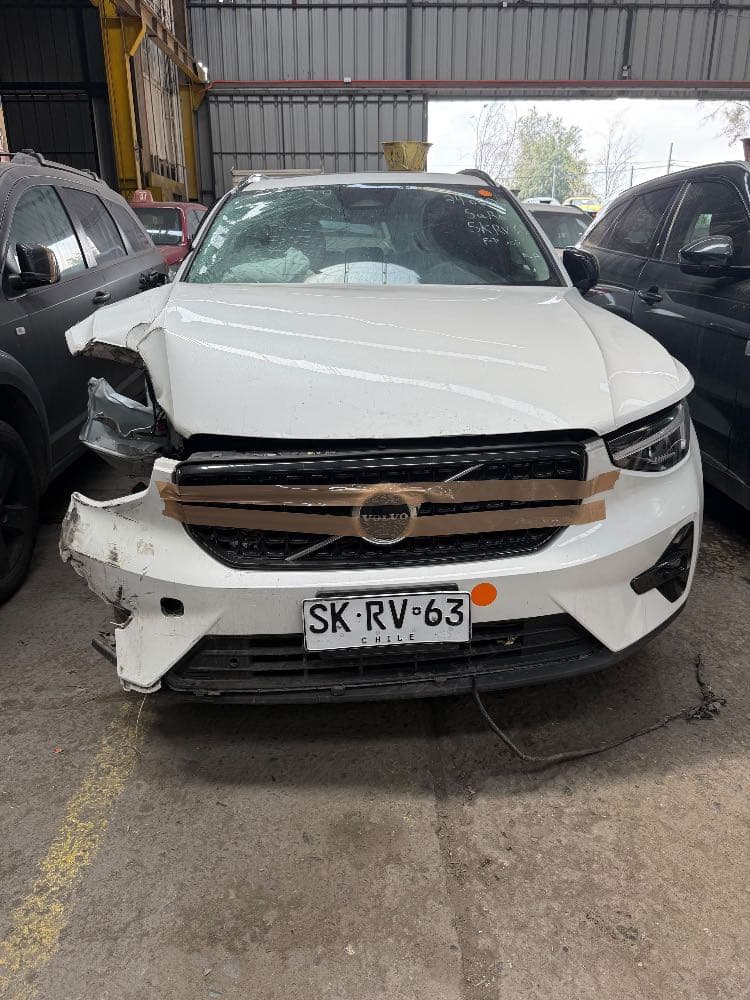 VOLVO XC40 B5 4X4 2.0 AUT 2023